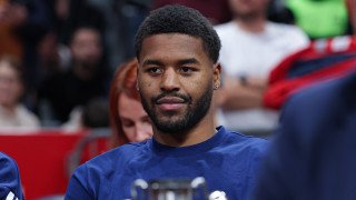 Batler pocepao mrežicu u Areni (VIDEO)