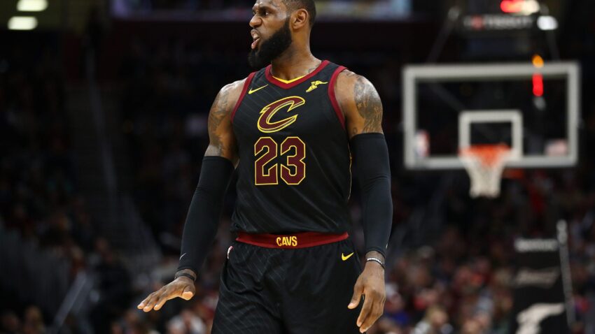 KAD JE DŽEJMS BIO STRAH I TREPET: Plašio sam se Lebrona, molio sam se da se povredi na treningu!