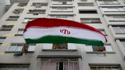 Teheran slavi heroje: Spektakularan doček za fudbalere Irana (FOTO)