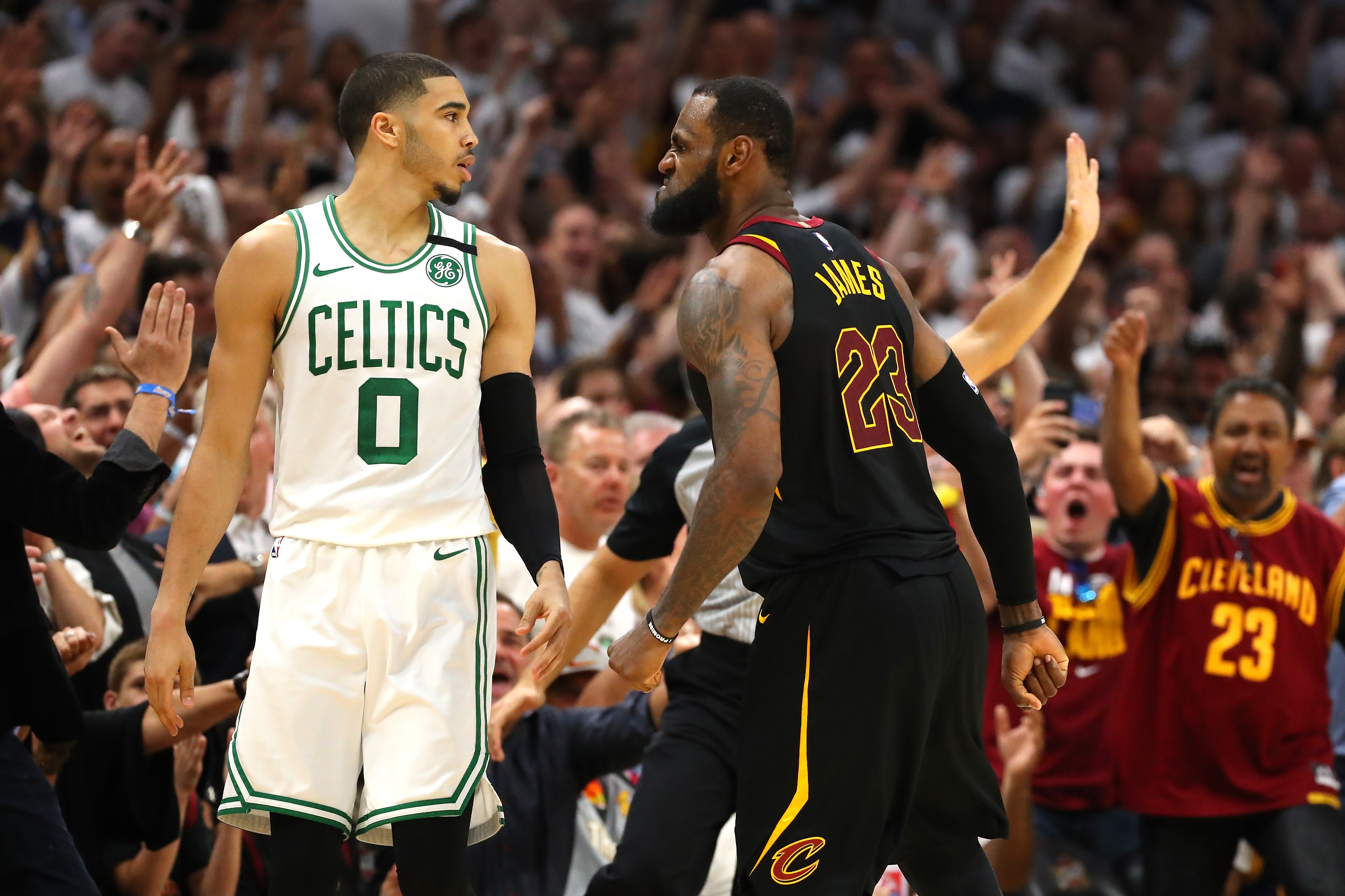 Lebron Džejms Džejson Tejtum
