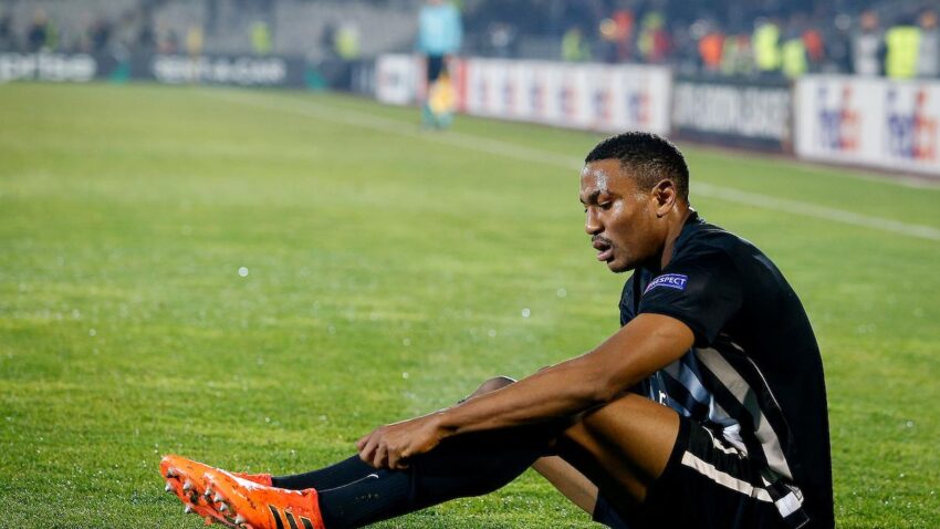 SLUČAJ IDE PRED FIFU Tavamba u klinču sa arapskim klubom