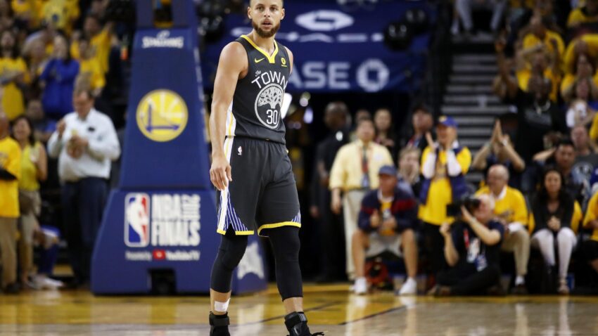 KARI: Dve operacije, lom ruke, koronarna bolest - da li se ovo događa?