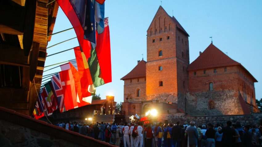 Trakai - grad okružen jezerima i zamak izgrađen na ostrvu