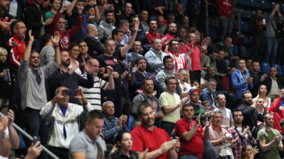 I U SRBIJI BEZ PUBLIKE Zvezdu i Partizan čekaju prazne hale!