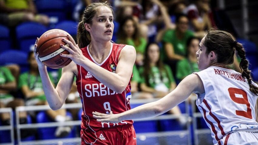 Intervju s razlogom: Teodora Turudić, dvostruka vicešampionka Evrope u košarci