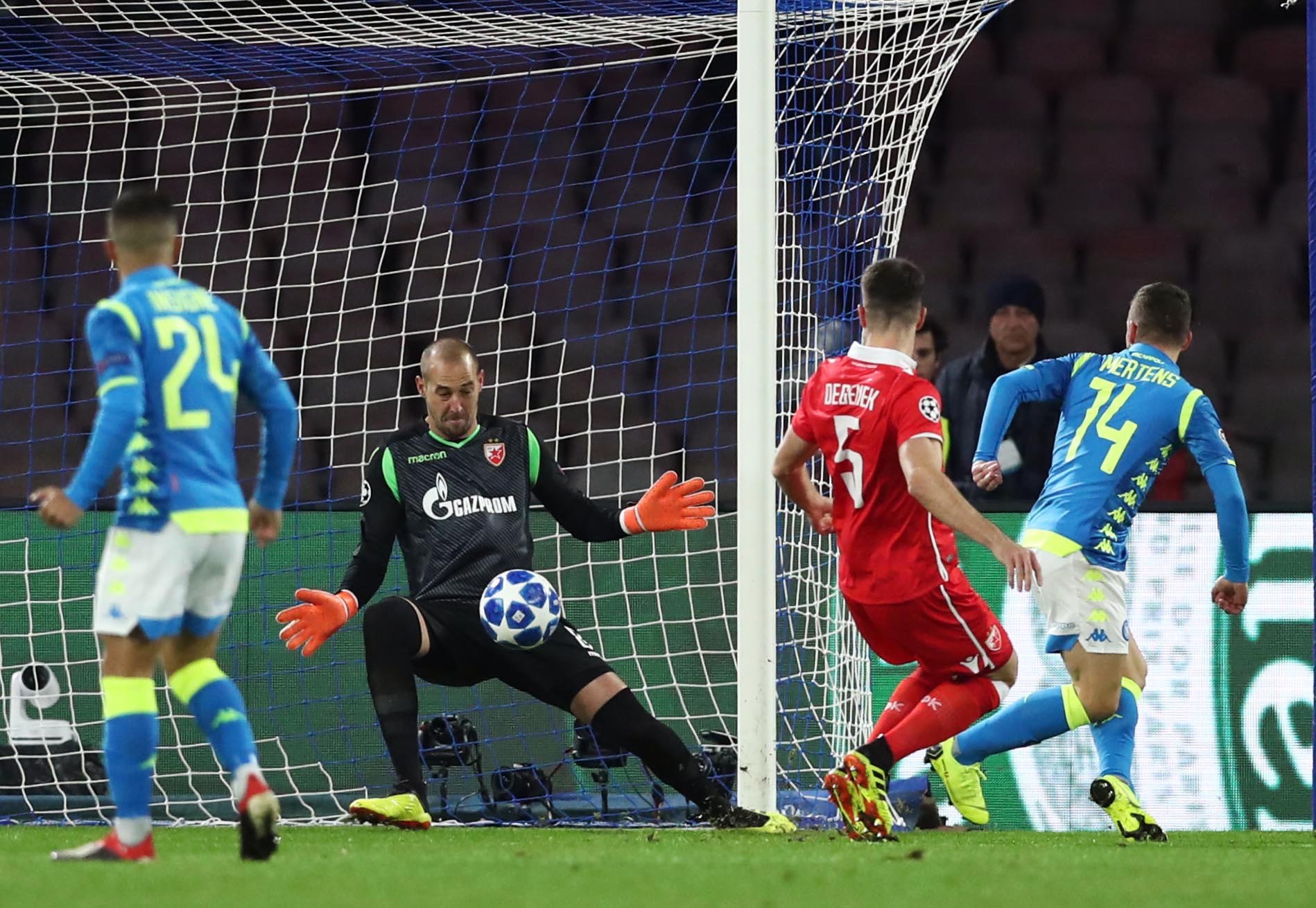 Pet zanimljivosti posle Napoli - Zvezda: Borjan i ‚‚one stvari", niko kao Krstičić i magični Marin 1 Crvena zvezda Napoli