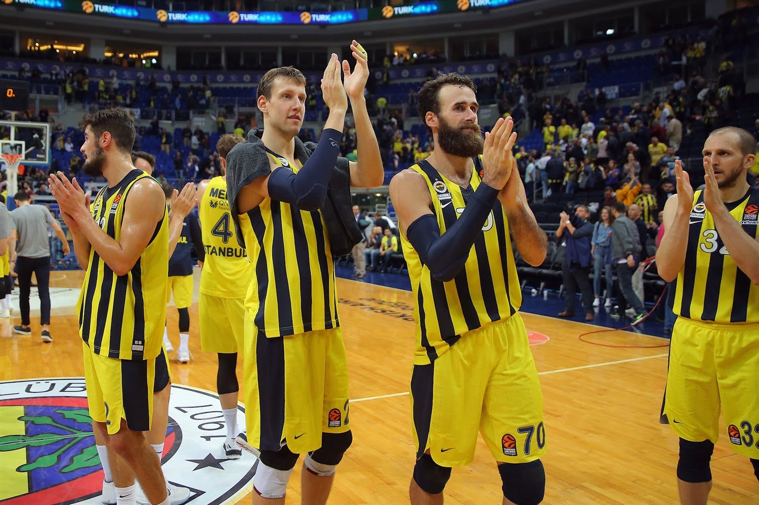 Top 10 događaja u Evroligi u 2018. godini 11 Fenerbahče