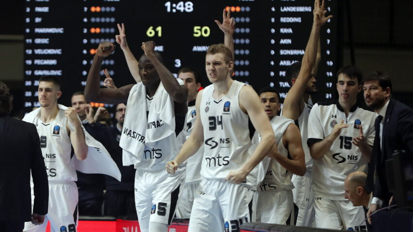 Zagorac skinuo masku i gurnuo Partizan u Top 16, a znaju se i protivnici