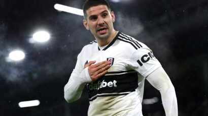 MITROVIĆ U NOVOM DRESU: Da li je napadač “orlova” doneo odluku?