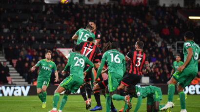 Šest za 26: Bornmut i Votford igrali za publiku! (VIDEO)