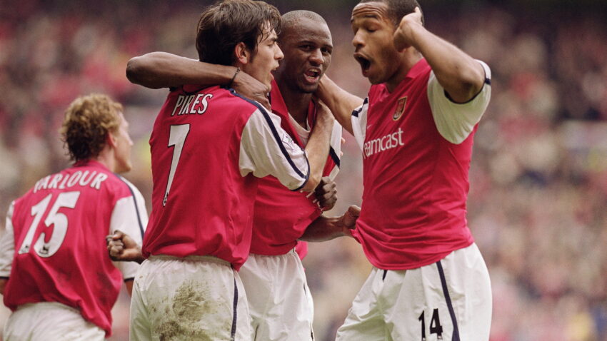 "KAO DEČAK U PARKU" Anri se te 2003. baš poigrao s Ajaksom (VIDEO)