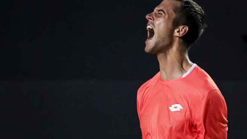 BRAVO, LASLO: Đere posle skoro tri sata velike borbe srušio Italijana