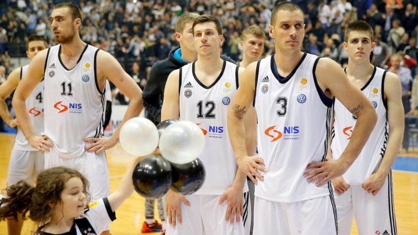 POJAČANJE ZA CRNO-BELE: Ljubimac navijača se vraća u Partizan!