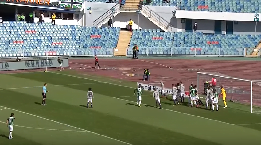 KAO PIKSI: Srpski fudbaler postigao spektakularan gol iz kornera!