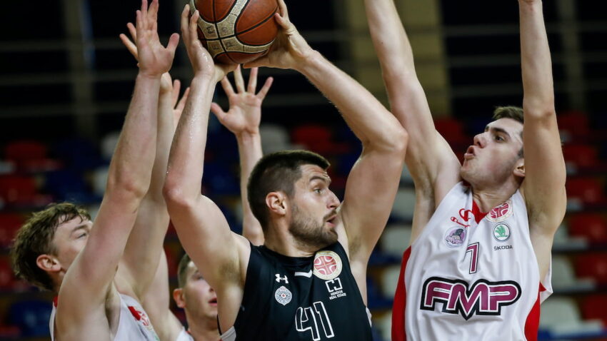Nikola Jokić "ušao" u Đorđa Gagića: Sjajna asistencija kojom je oduševio Litvance (VIDEO)