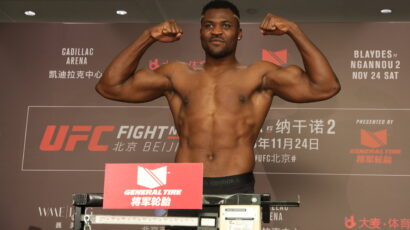 UFC SPEKTAKL OD 70 SEKUNDI Kobni okret, dva udarca i nokaut