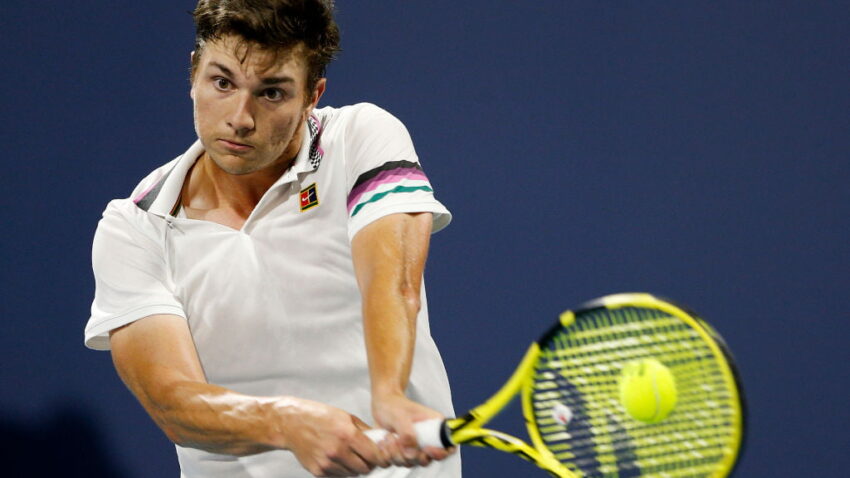 A SADA FINALE: Kecmanović na korak do titule