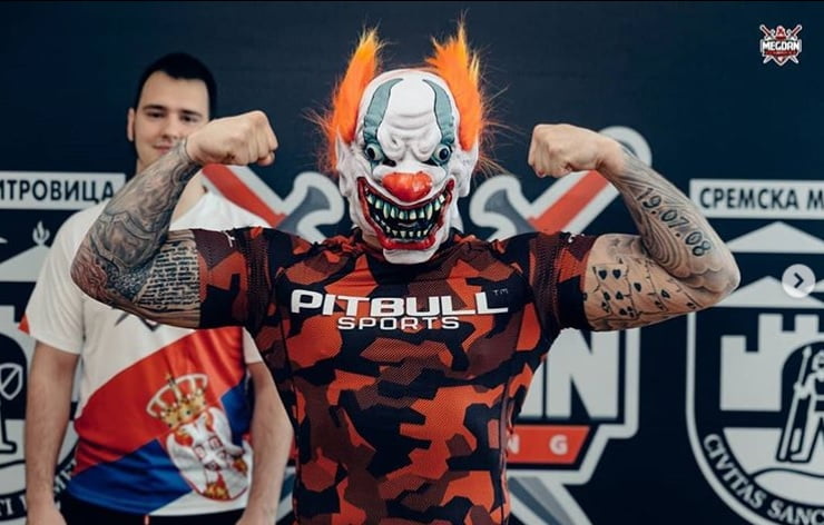 PSIHOPATA SE BORIO BEZ PRAVILA: Bakočević izgubio posle 60 sekundi na brutalan način (VIDEO)