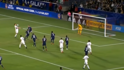 ČAROBNI ZLATAN: Ibra postigao jedan od najlepših golova karijere!