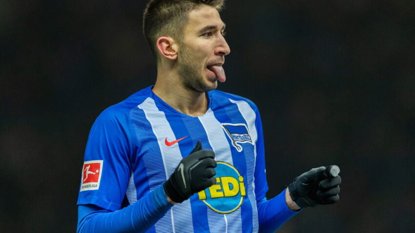 Gde će Grujić? Iz Herte tvrde da ipak ostaje u Liverpulu