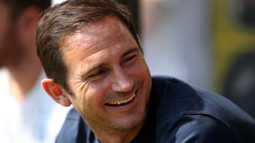 ČELSIJEVA MOĆ Za triling defanzivaca odobreno 200 miliona evra!