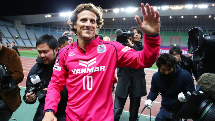 SVIRAO KRAJ Forlan završio karijeru: Nisam hteo da dođe ovaj dan