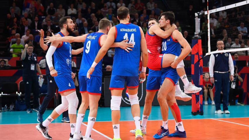 SRBIJA POKORILA EVROPU Zlatni odbojkaši pregazili Sloveniju