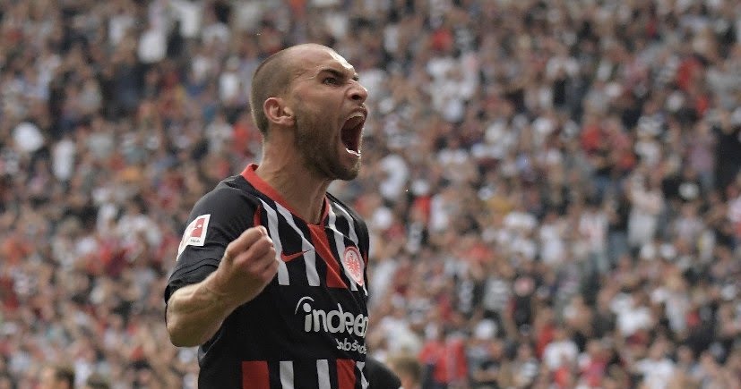 PREOKRET AJNTRAHTA Kostić 90, Joveljiću poluvreme, povratak Mijata