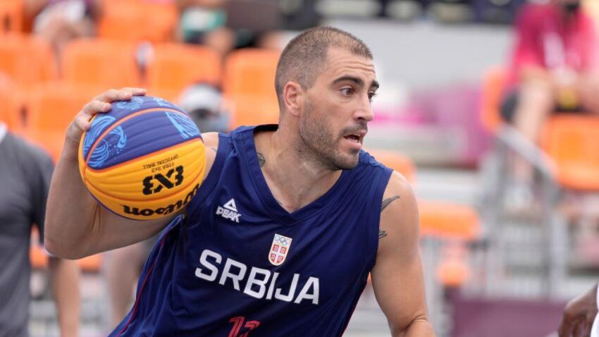 JUBILEJ DUŠANA BULUTA: Stoti meč za Srbiju, ali ga neće pamtiti po dobru!