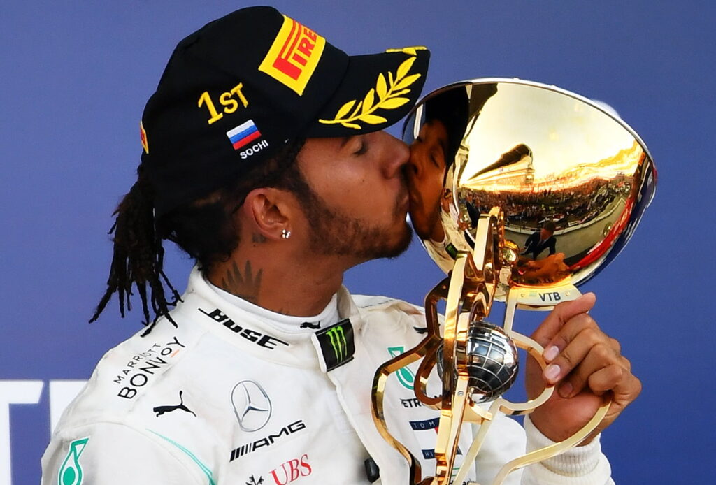 dierktor-mercedesa-luis-hamilton-formula