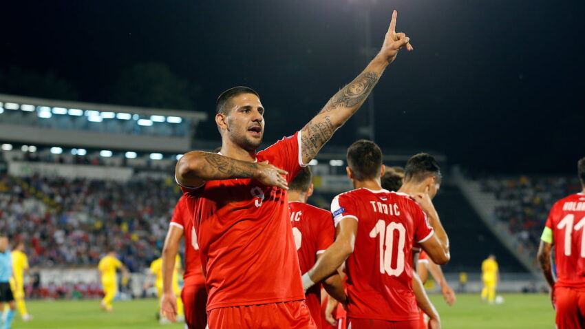 LUKSEMBURG - SRBIJA Tumba održao reč, šest promena u startnih 11!