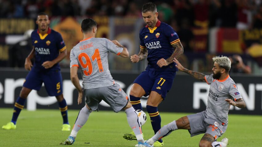 U ROMI DO KRAJA Još detalji ga dele: Kolarov potpisuje do 2021.