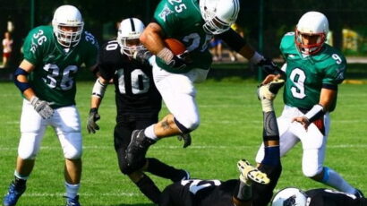 SRBIJA IM JE U SRCU Zašto se i kome dodeljuje nagrada “Oklopnik”?!