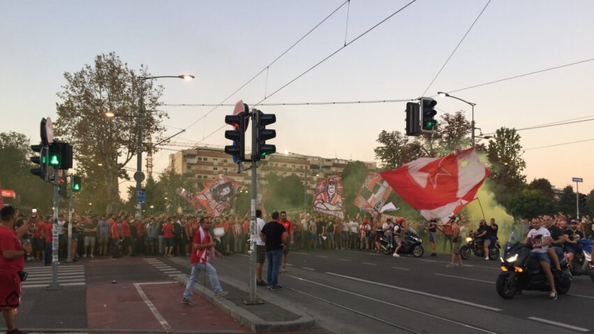 GOREO BEOGRAD Navijači Zvezde i Olimpijakosa zajedno do stadiona