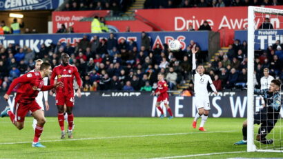 OVAJ ČOVEK NE STAJE Još dva gola čudesnog Mitrovića – za poluvreme