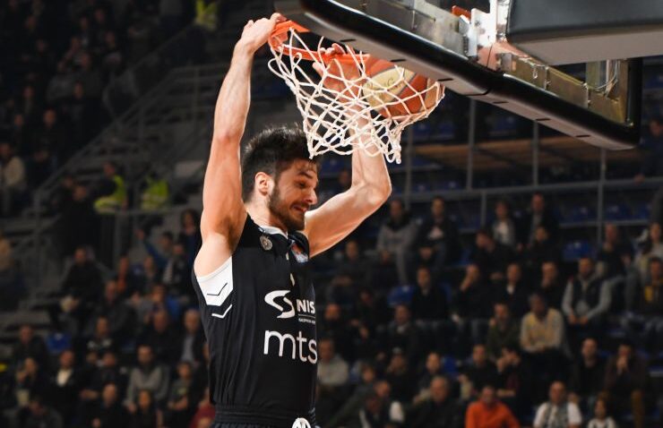 NEMA VIŠE NEPORAŽENIH Partizan naneo FMP-u prvi poraz u sezoni