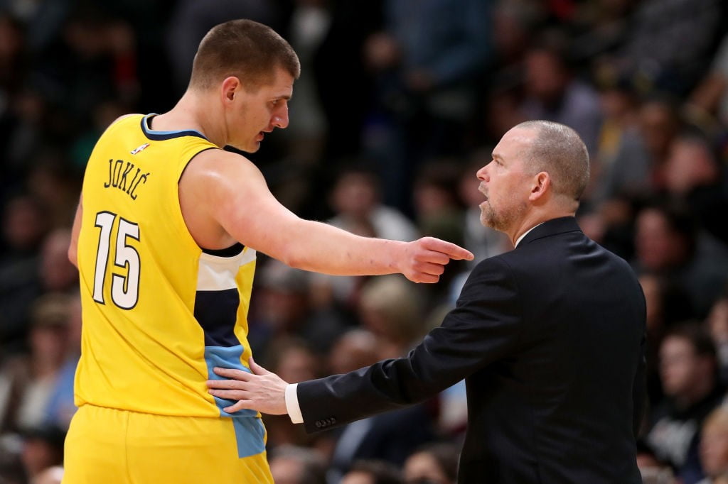 majk-meloun-denve-nikola-jokic-faulovi