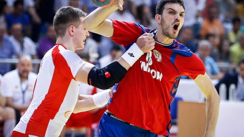 Navijači nagradili Petra Nenadića