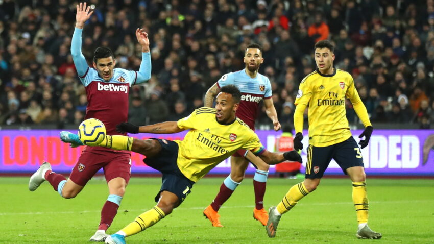 VREME ZA RASTANAK Arsenal ostaje bez najboljeg igrača?