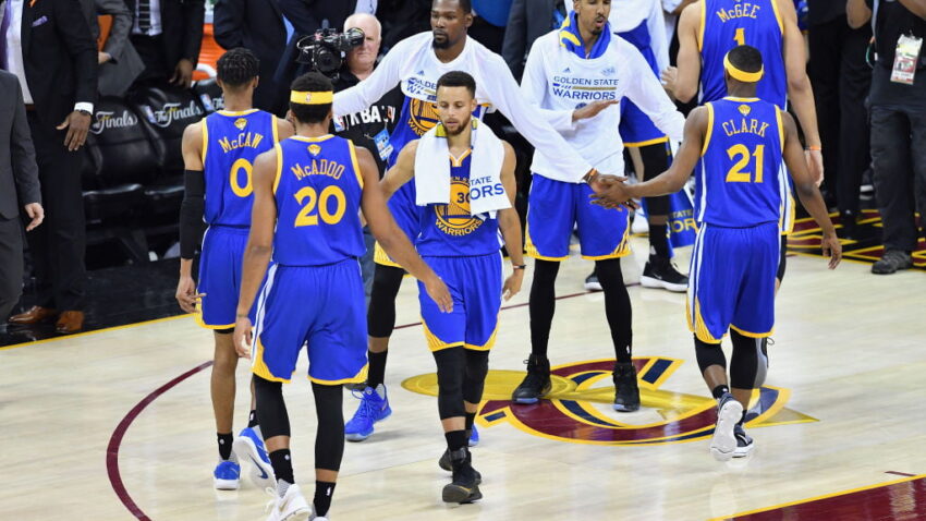 Stav o socijalnoj pravdi na dresovima NBA igrača umesto imena?