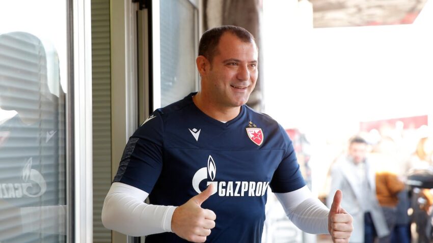 Stanković: Ja nemam 11 bodova prednosti, gradim novu Zvezdu!