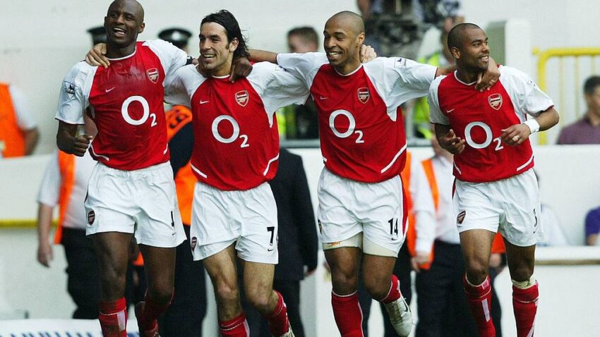 NEPOBEDIVI Arsenal je na današnji dan 2004. osvojio "onu" titulu!