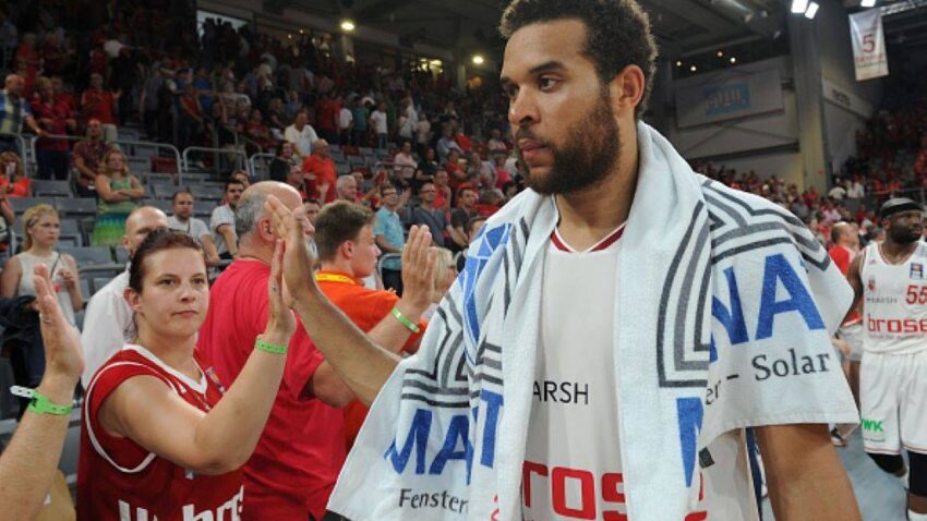 Košarkaši Bamberga pristali na smanjenje plata, ali ne i KAPITEN!