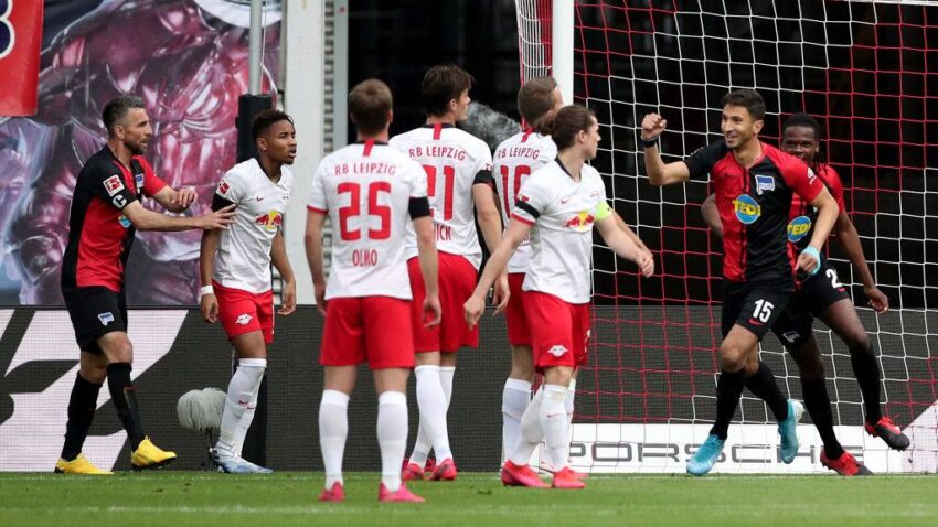 Grujić zatresao mrežu u podeli bodova Lajpciga i Herte!