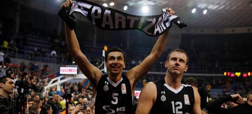 SJAJNA VEST ZA CRNO-BELE Partizan i Pejdž potpisali novi ugovor!