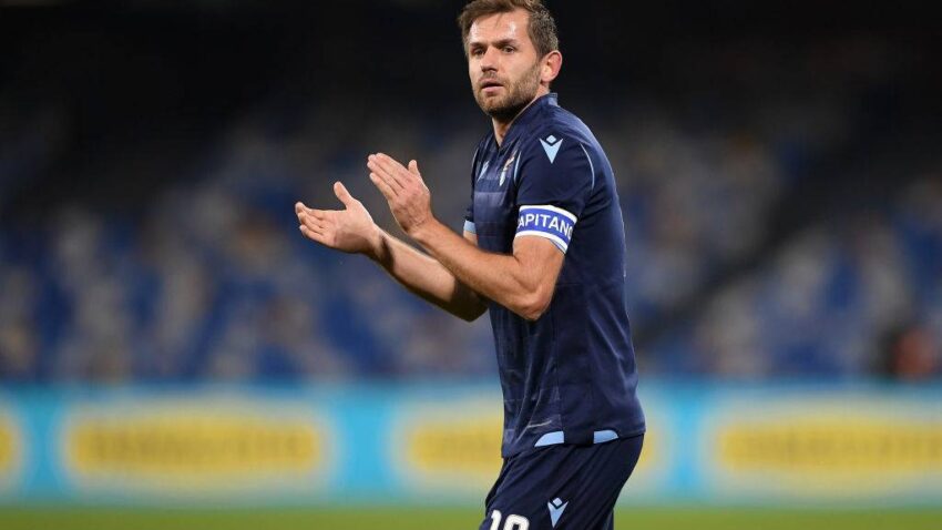 OPORAVAK NE IDE PO PLANU Kapiten Lacija završava karijeru?!