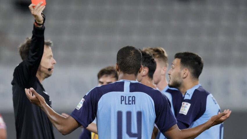 VELIKA POBEDA FRAJBURGA Menhengladbahu klizi Liga šampiona!