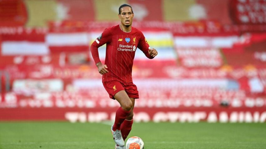 TERI VERUJE U VAN DAJKA: Može da postane najbolji štoper ikada!