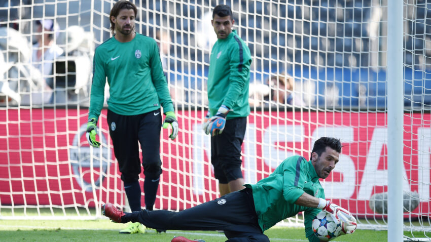JUVENTUS VRAĆA GOLMANA Poznati Italijan na novoj funkciji?
