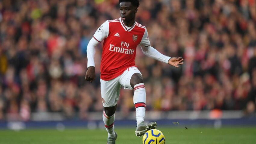 SAKA NA METI LIVERPULA: Arsenal sprema novi ugovor!